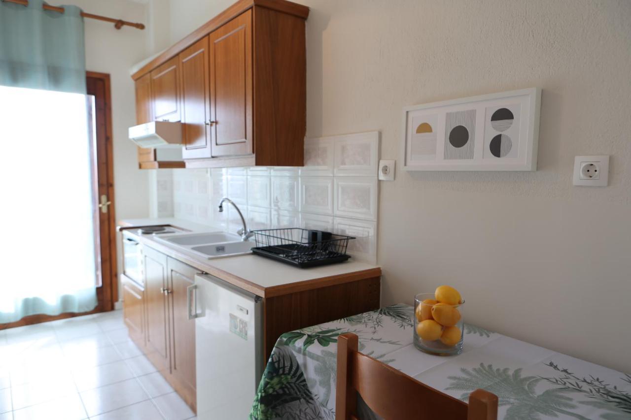 Island Boutique Apartments ピルガディキア エクステリア 写真