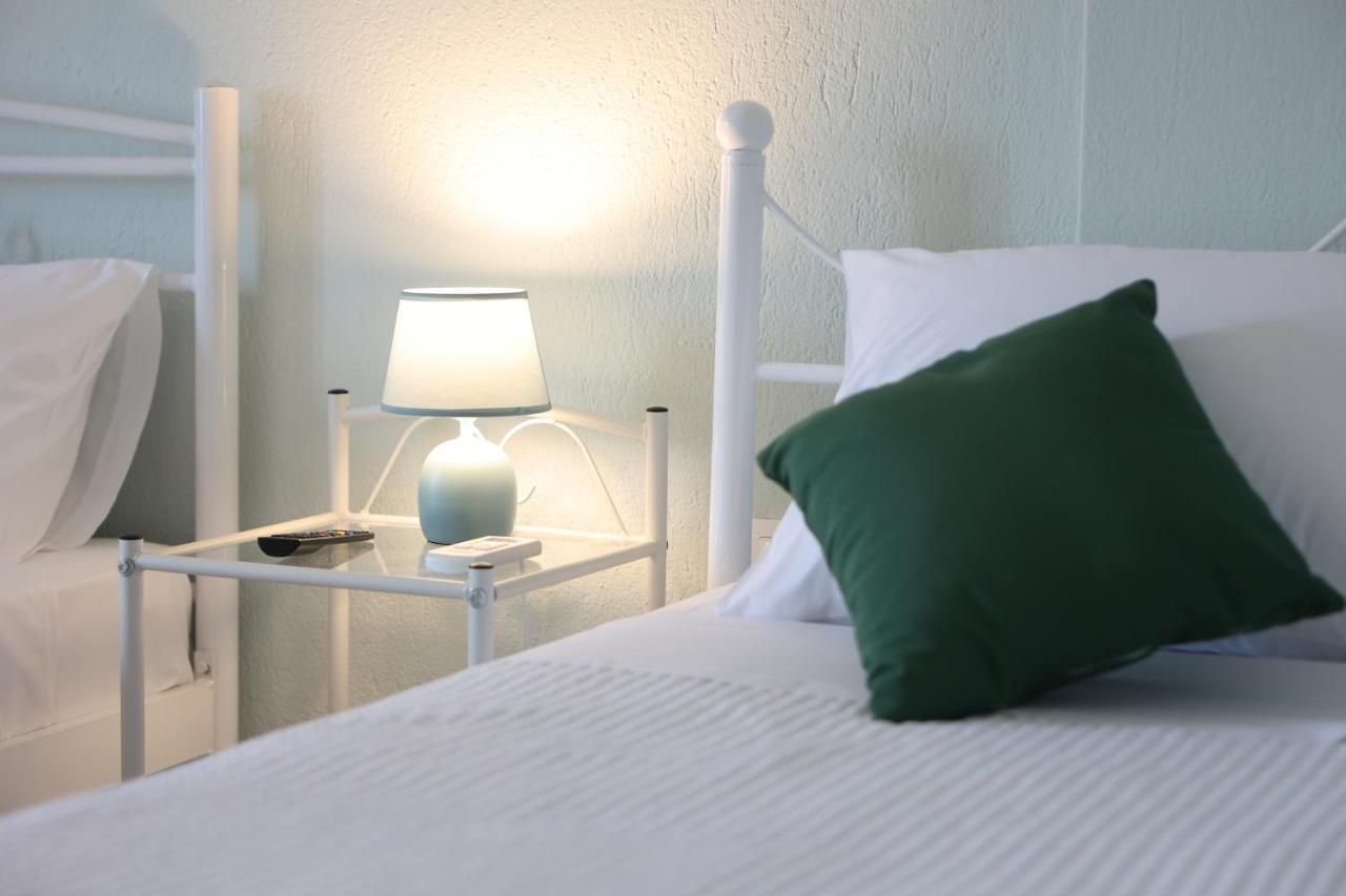 Island Boutique Apartments ピルガディキア エクステリア 写真